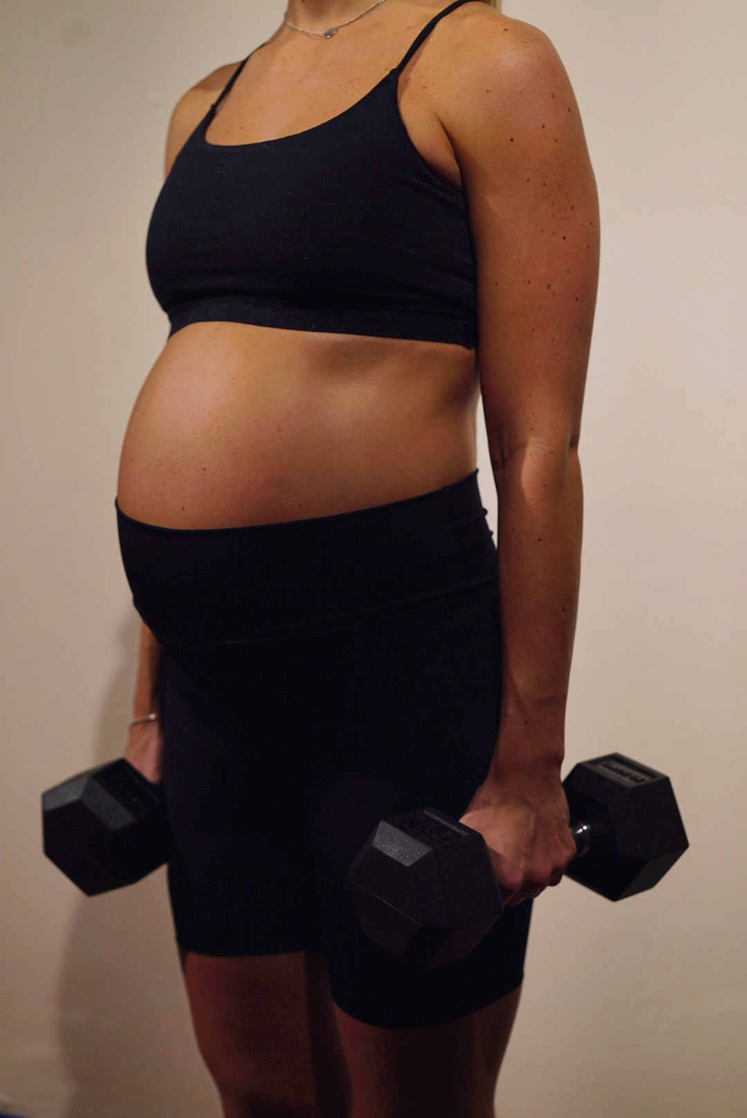 Gravid kurs med träning och workshops - Start 17/11